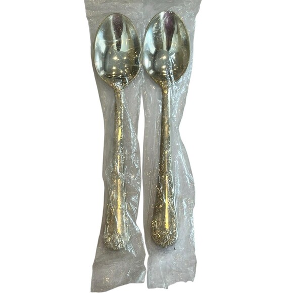 WM Roger Enchanted Rose Vintage Silverplate by Intl Silver 2 Teaspoons NEW - Picture 3 of 5